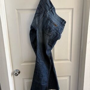 Wrangler Women's Boot Cut Jeans in Dark Blue Wash